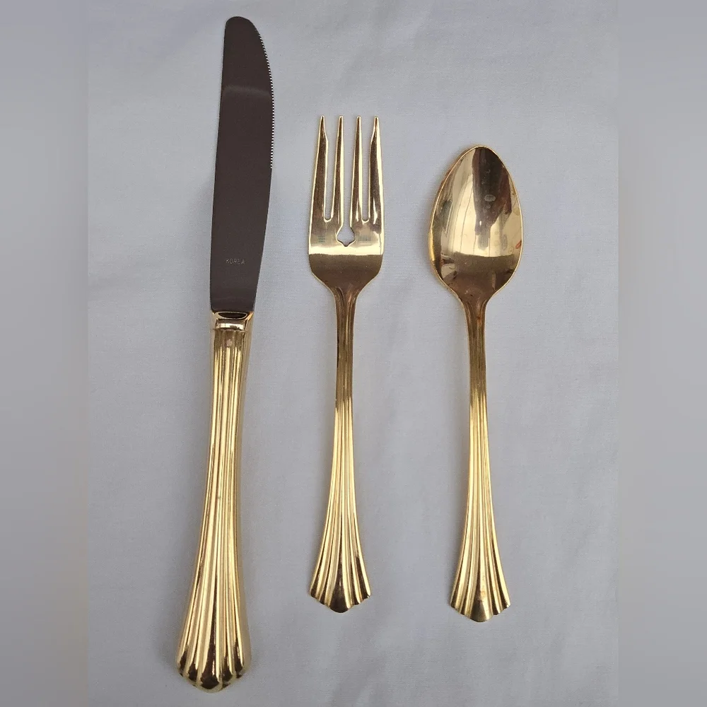 Golden Resplendence By International 3-Piece Place Settimg, Never Used